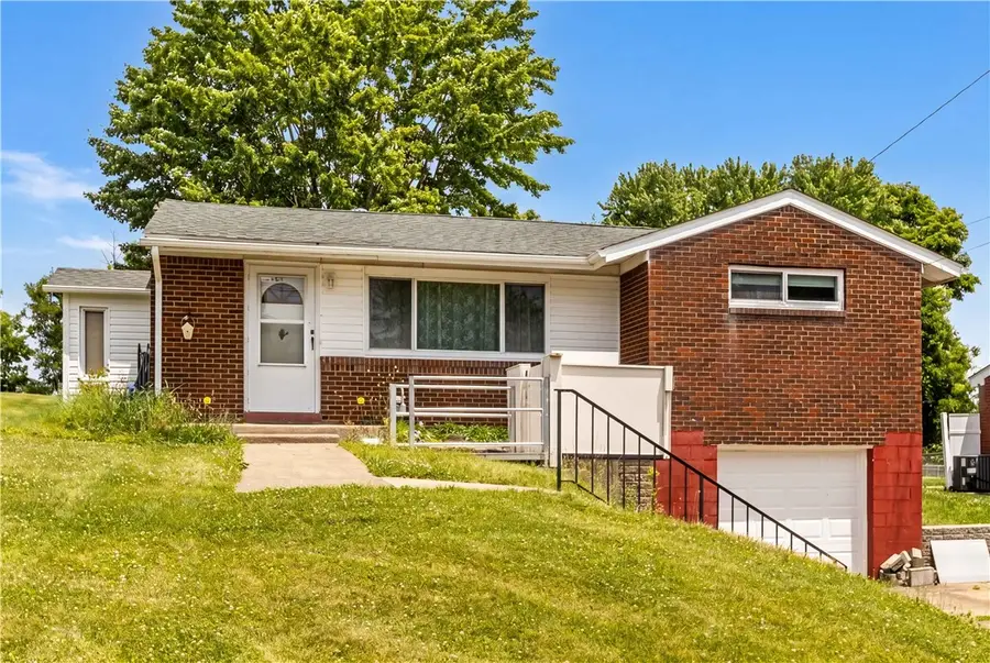 203 Burch Dr, Coraopolis, PA 15108 - #3