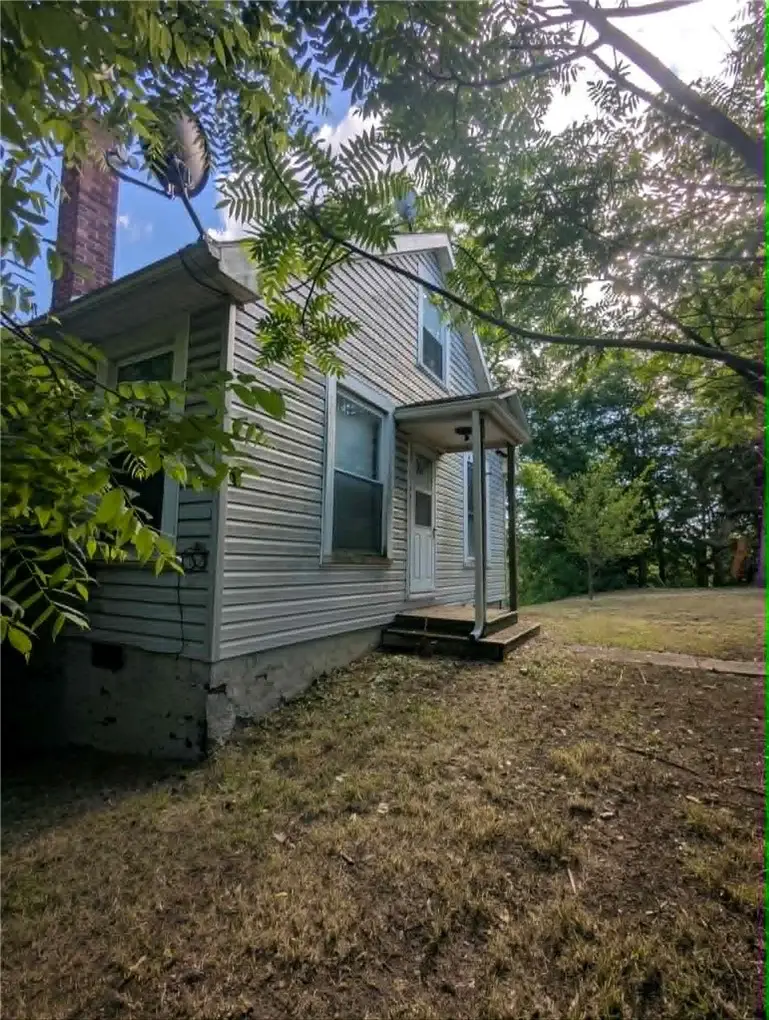 4416 W. Roy Furman Highway, Waynesburg, PA 15370 - #3