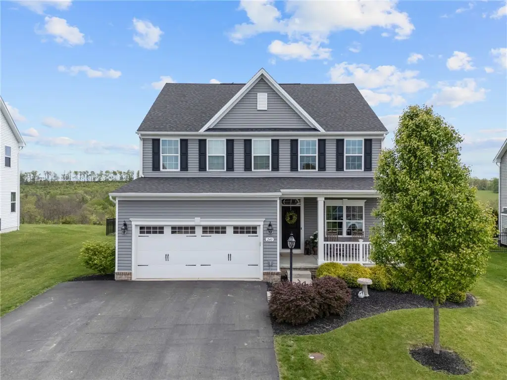 240 Regency Dr, Eighty Four, PA 15330 - #1