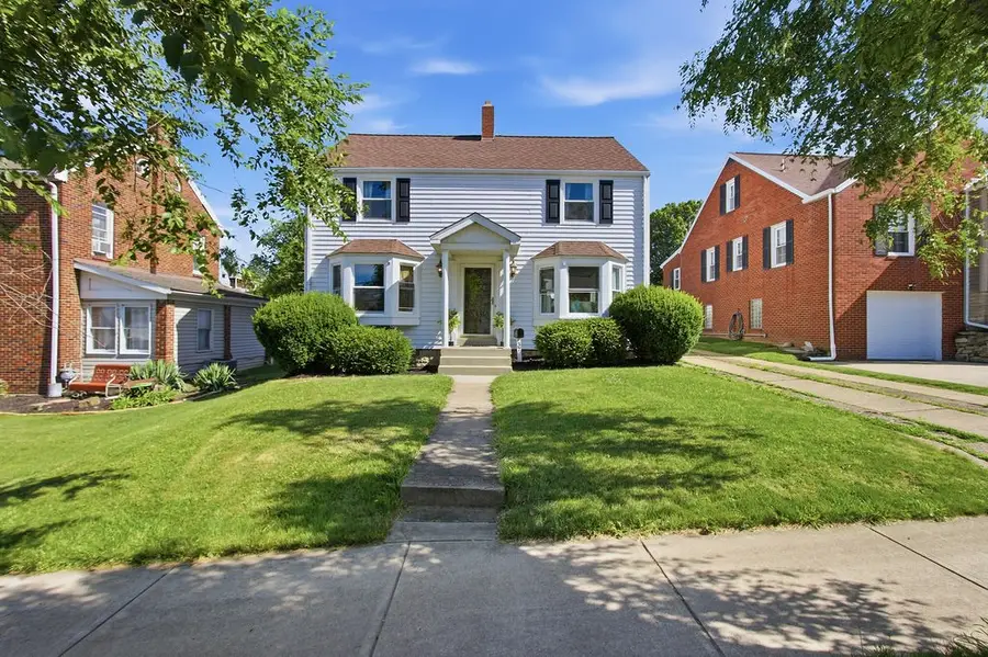 37 Colonial Dr, Washington, PA 15301 - #2