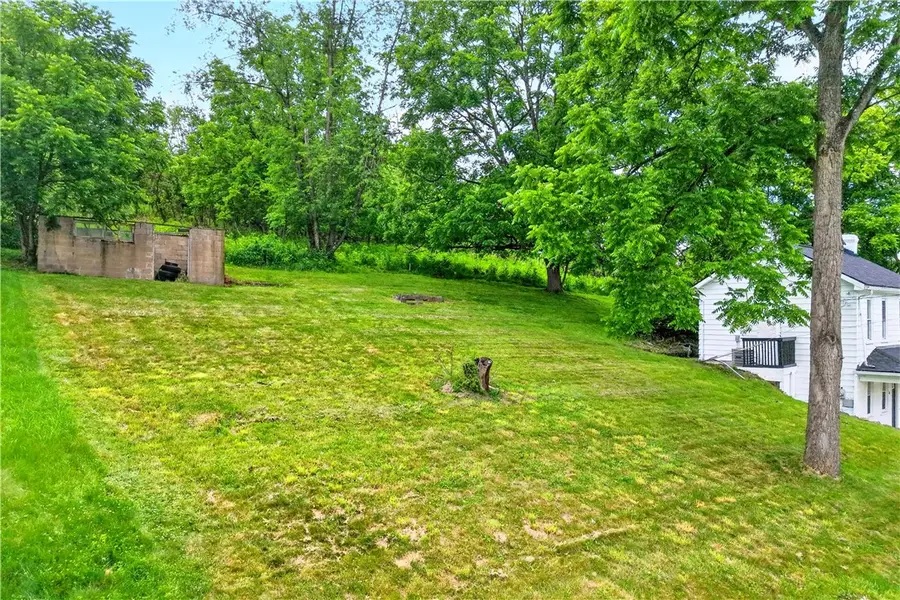 6 Gensler Rd, Pittsburgh, PA 15236 - #3