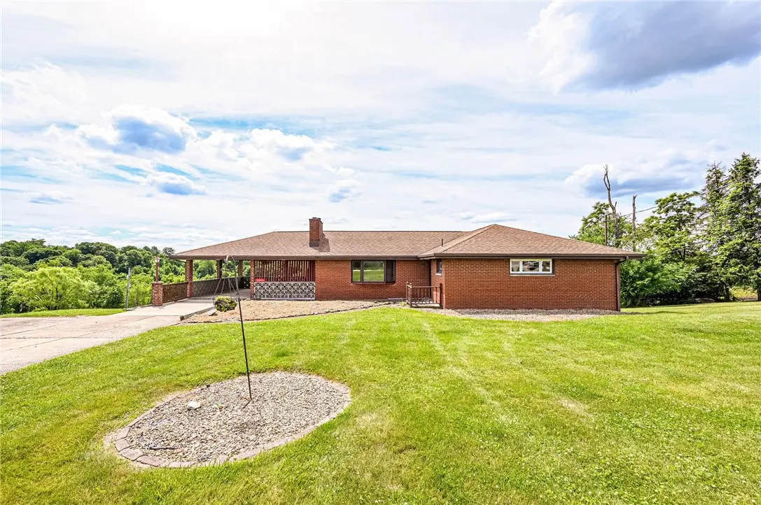 5444 Sunset View Dr, Monongahela, PA 15063 - #1