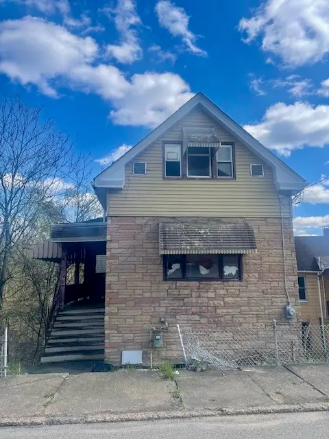 504 Chestnut St, Monessen, PA 15062 - #2