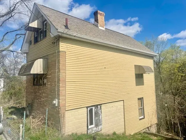 504 Chestnut St, Monessen, PA 15062 - #3
