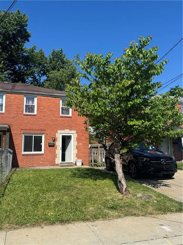 708 Shadycrest Ct, Pittsburgh, PA 15216 - #3