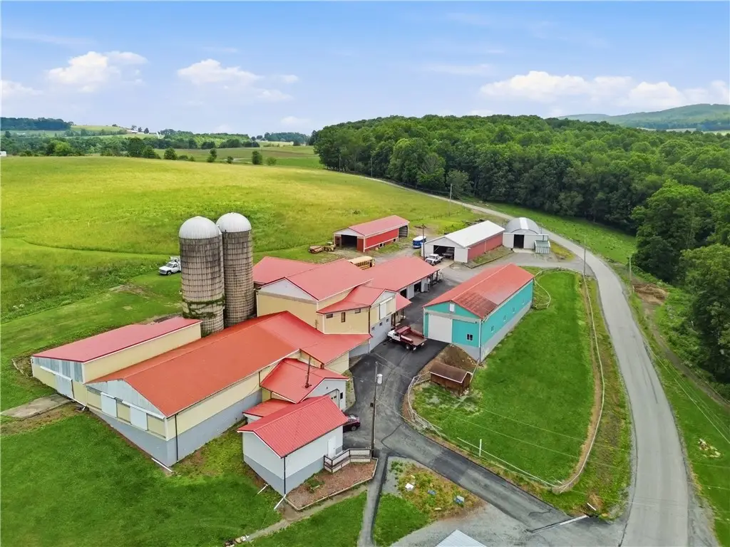 238 Odonnal Rd, Mill Run, PA 15464 - #1