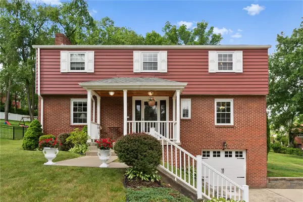 2738 Milford Drive, Bethel Park, PA 15102