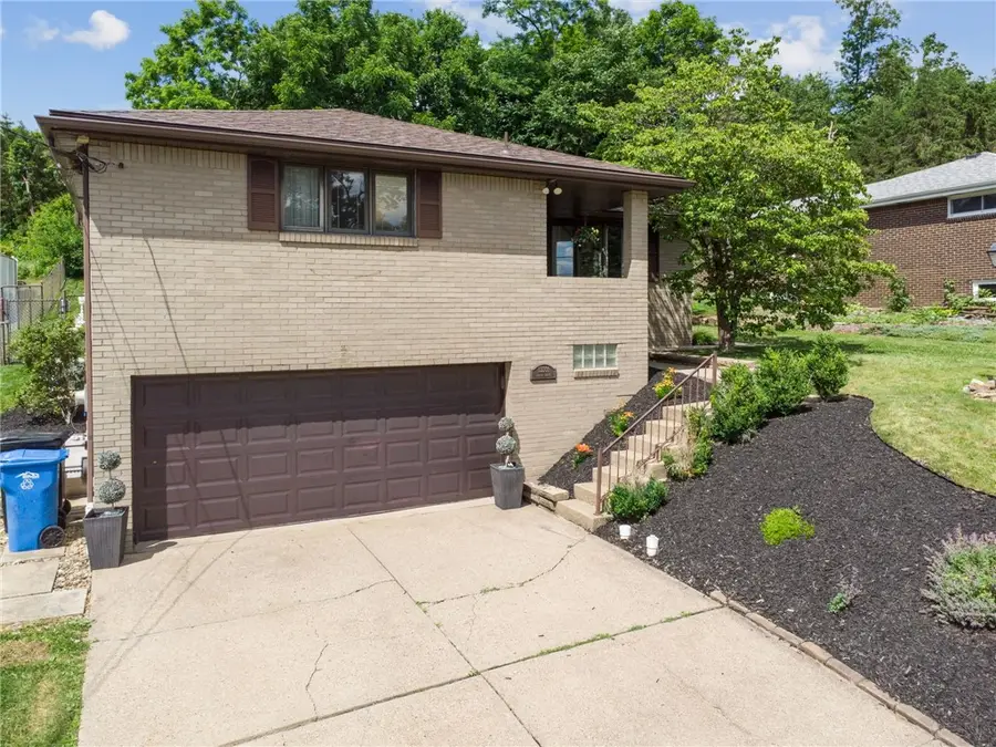 13301 Sylvia Dr, Irwin, PA 15642 - #3