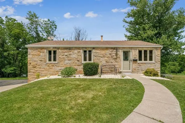 246 St Croix Drive, Pittsburgh, PA 15235