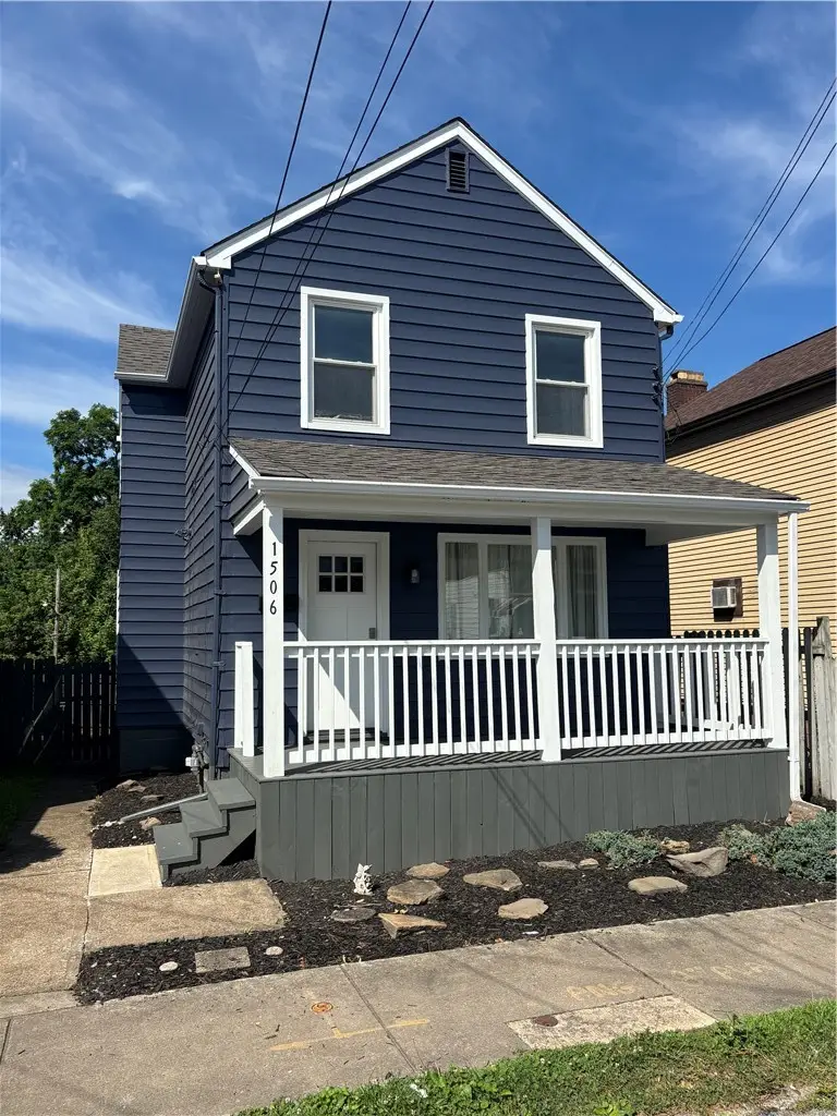 1506 Grant St, Braddock, PA 15104 - #1