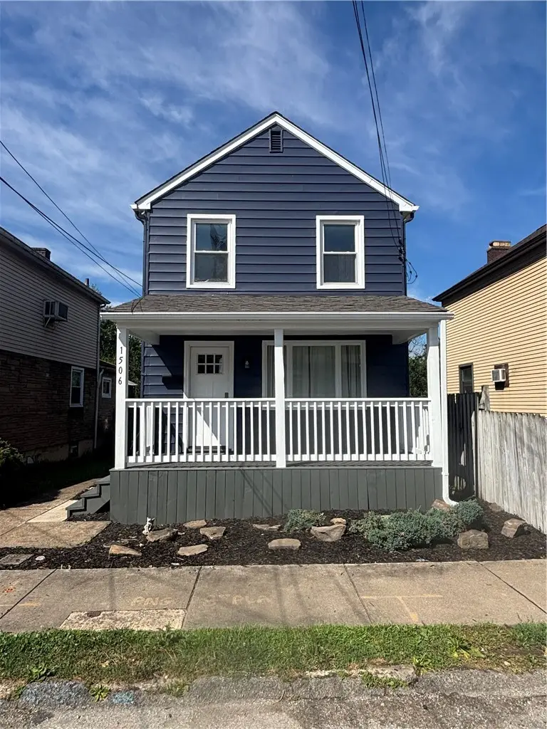 1506 Grant St, Braddock, PA 15104 - #3