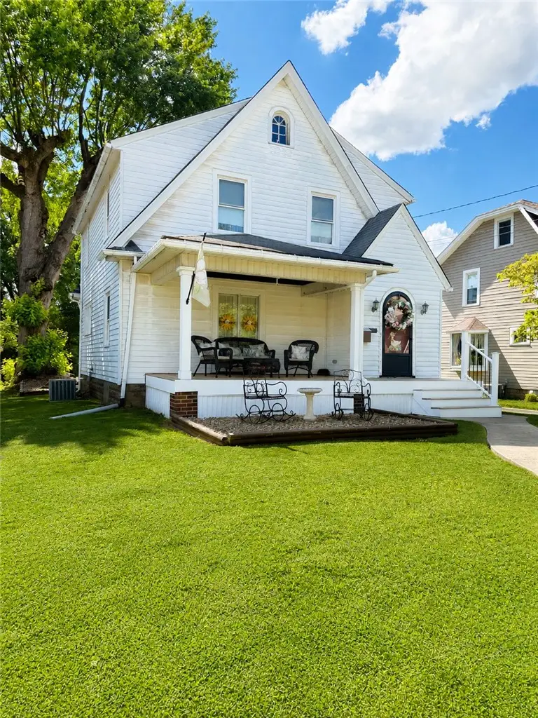 1307 N Mercer Street, New Castle, PA 16105 - #2