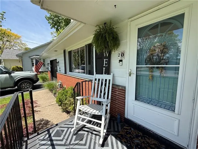 20 W Meyer, New Castle, PA 16105 - #2