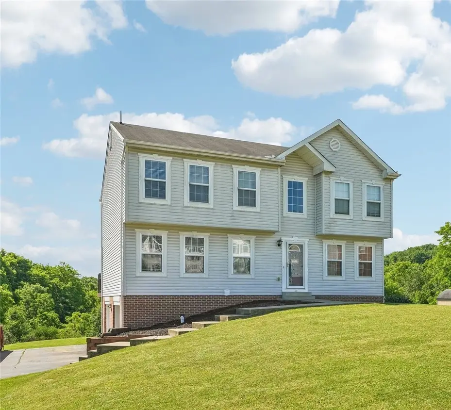28 Giant Oak Dr, Baden, PA 15005 - #1
