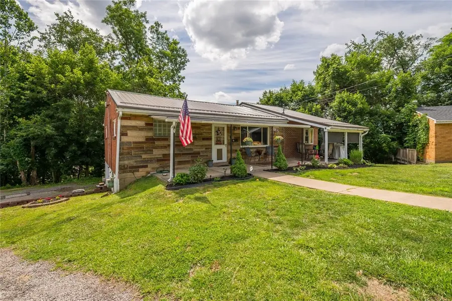 4 Ann St, Carnegie, PA 15106 - #2