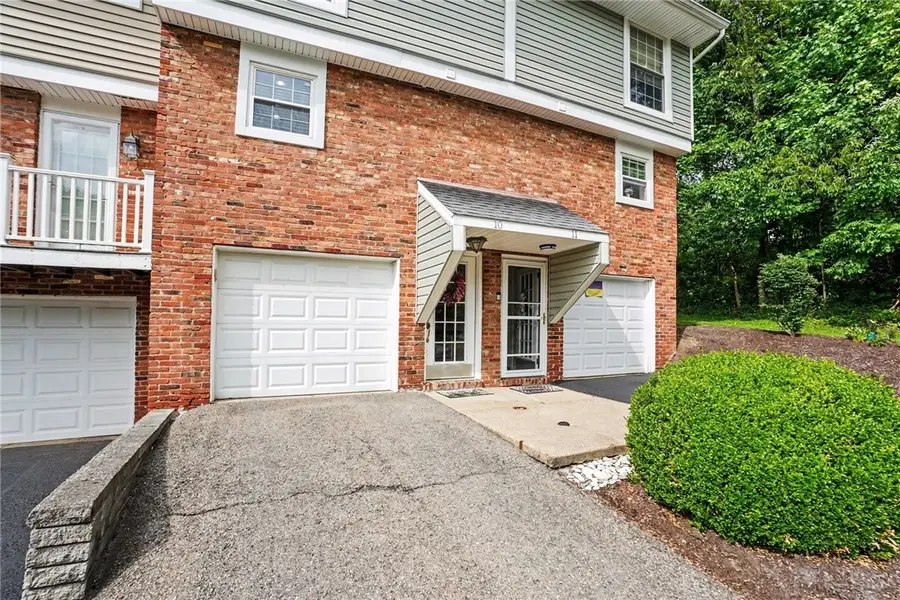 5495 Library Rd #10, Bethel Park, PA 15102 - #3