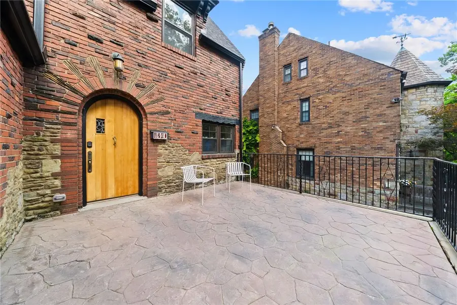 1240 Bellerock St, Pittsburgh, PA 15217 - #3