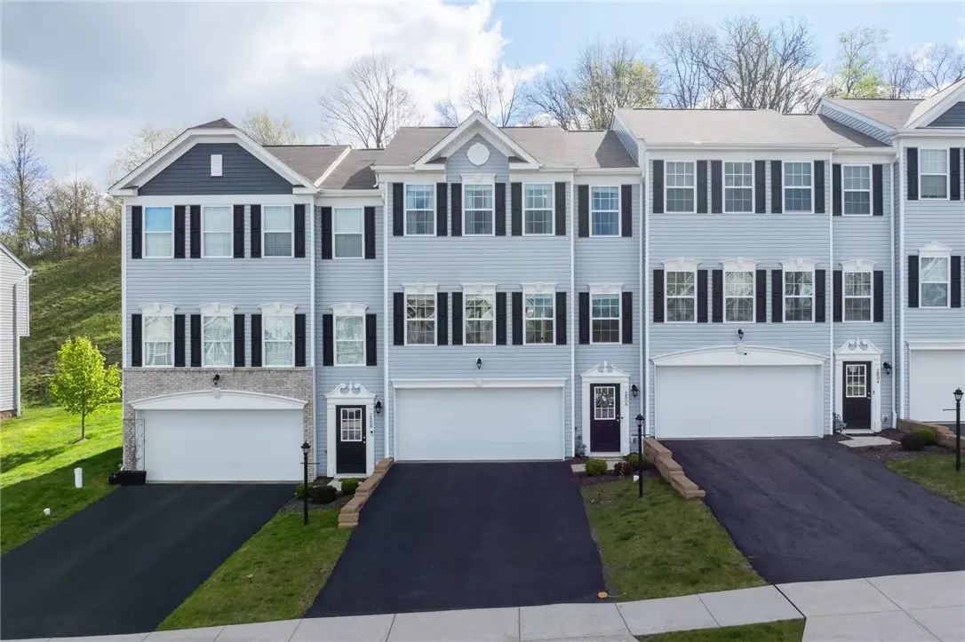 2806 Canterbury Dr, Imperial, PA 15126 - #1