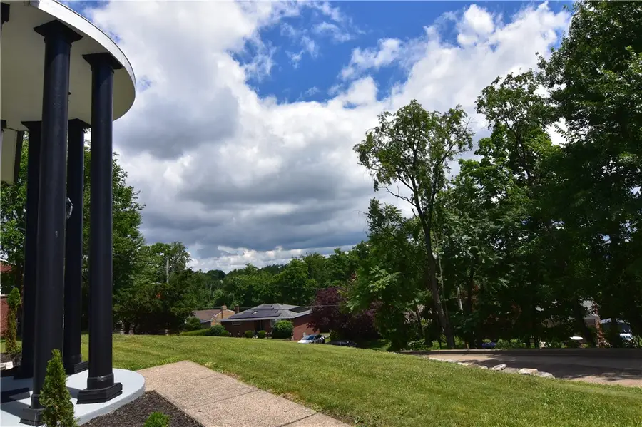 145 Mapledale Dr, Homestead, PA 15120 - #3