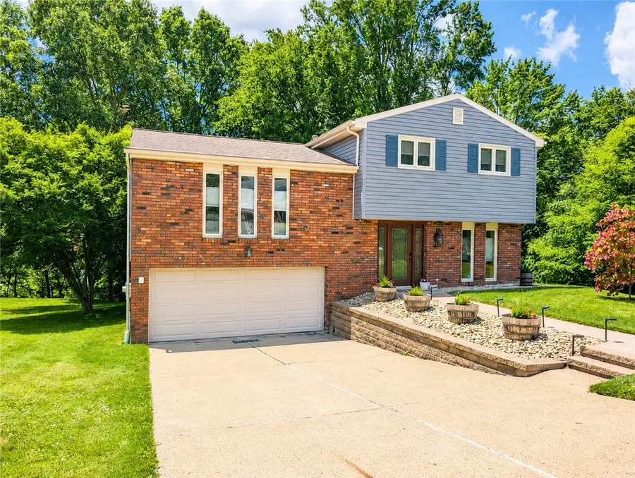 111 Crestwood Dr, Pittsburgh, PA 15237 - #3