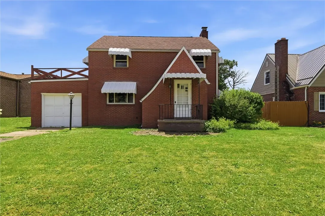 966 Freeport Rd, Brackenridge, PA 15014 - #1