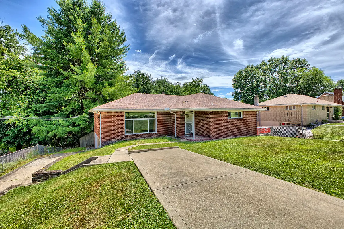 3201 Coulterville Road, White Oak, PA 15131 - #1
