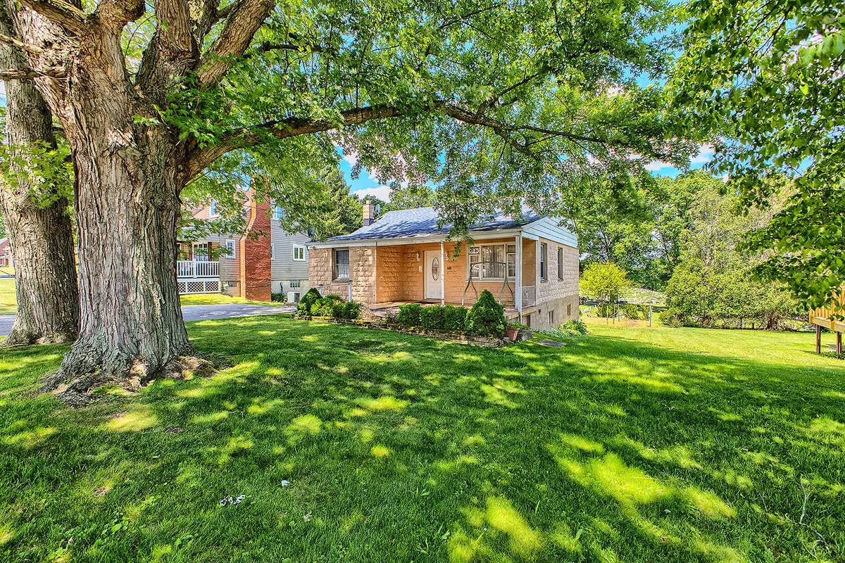 608 Wyandotte Street, North Huntingdon, PA 15642 - #1