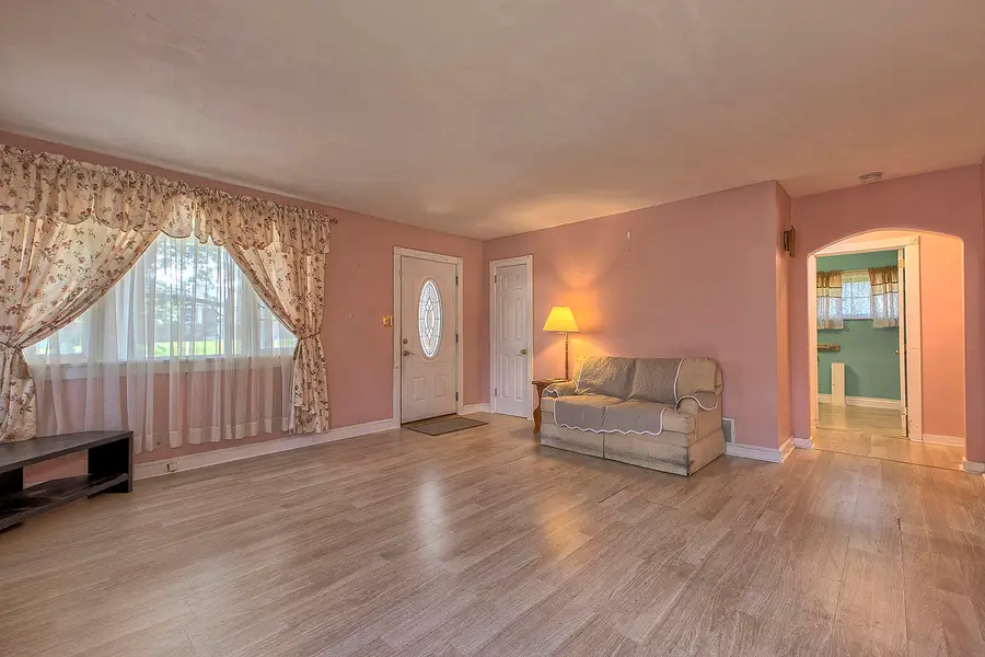 608 Wyandotte Street, North Huntingdon, PA 15642 - #3