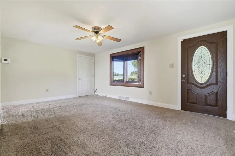 41 R Kenridge Dr, McKees Rocks, PA 15136 - #3