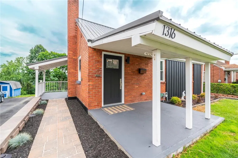 1316 Barkley Rd, McKeesport, PA 15133 - #3
