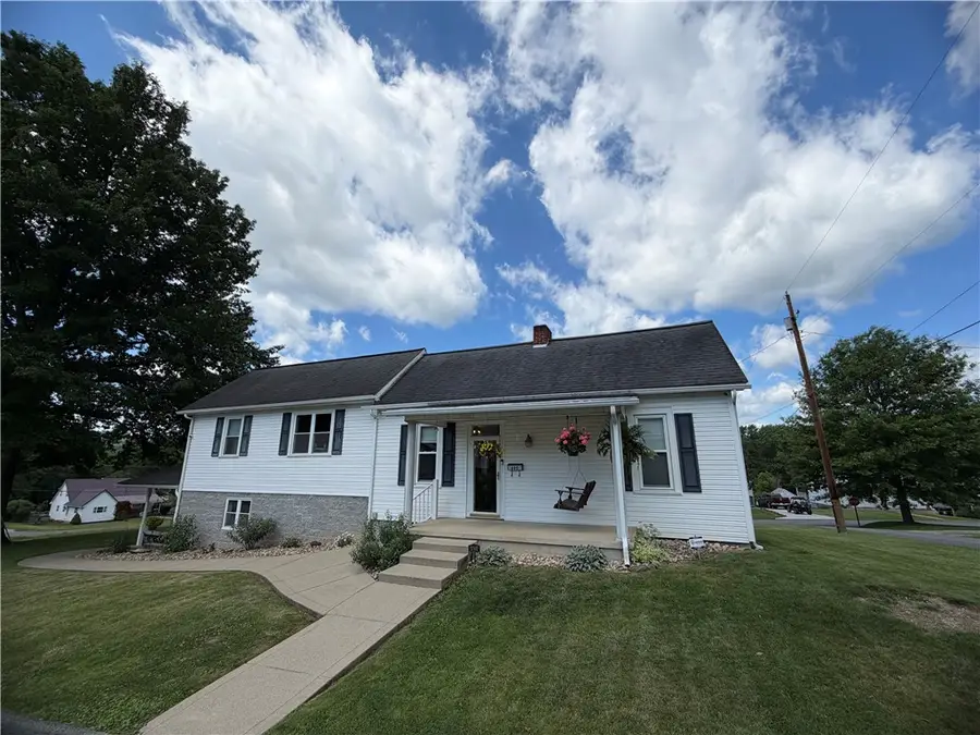 695 Sherman Avenue, Waynesburg, PA 15370 - #2