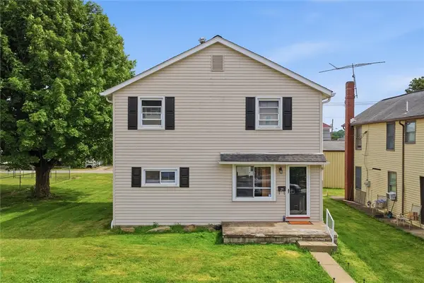 25 Lincoln Ave, Irwin, PA 15642