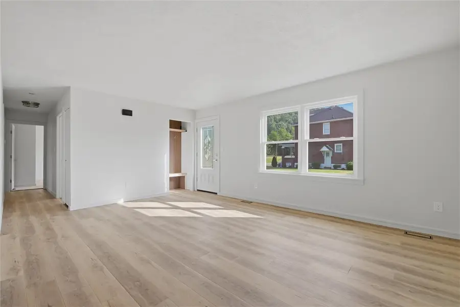 800 3rd Avenue, Hyde Park, PA 15641 - #3
