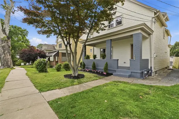 164 W Larkspur St, Homestead, PA 15120