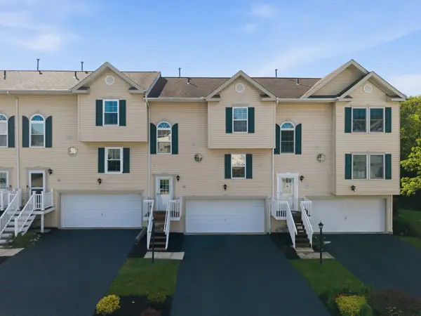 151 Manor View Drive, Manor, PA 15665