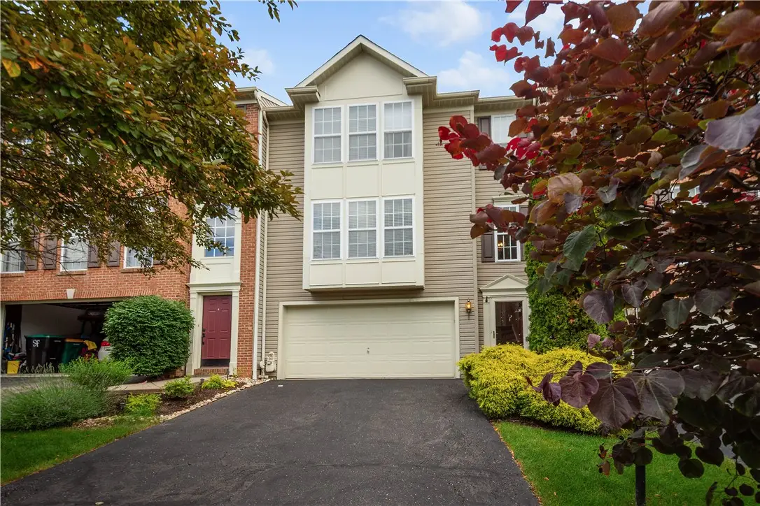 6305 Oyster Bay Ct, Bridgeville, PA 15017 - #1