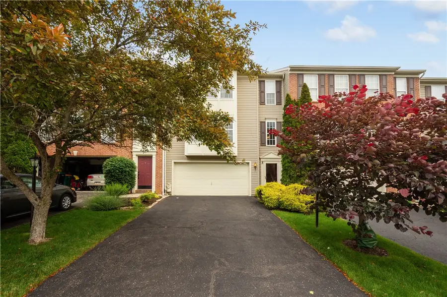 6305 Oyster Bay Ct, Bridgeville, PA 15017 - #2