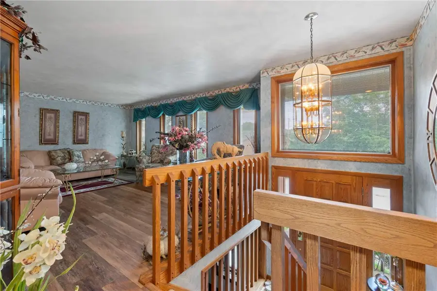 4874 Leona Dr, Pittsburgh, PA 15227 - #2