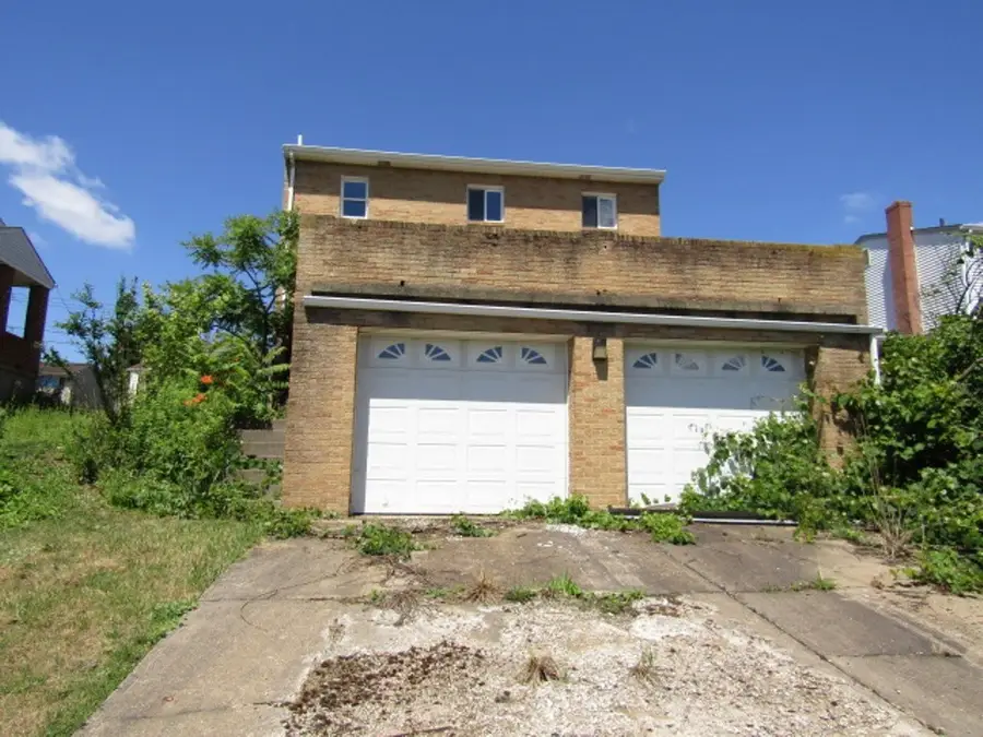 118 Euclid Ave, Stowe, PA 15136 - #2