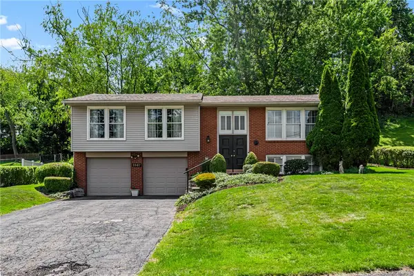 2907 Kings Mill Road, Bethel Park, PA 15102