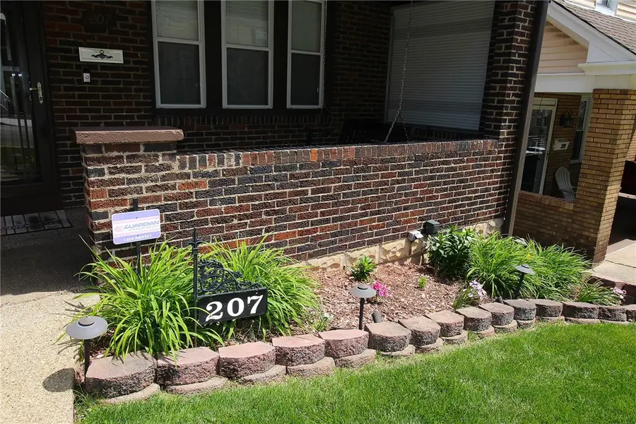 207 E Garden Road, Pittsburgh, PA 15227 - #2