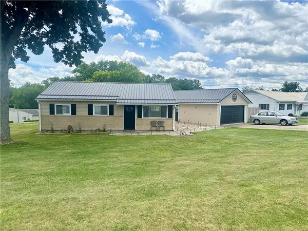 112 Rolling Hills Drive, Monaca, PA 15061