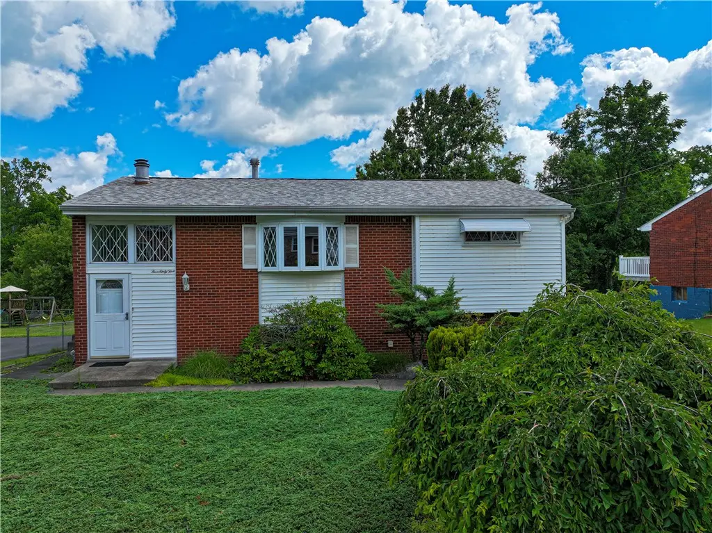 565 Anderson Avenue, Plum, PA 15239 - #1