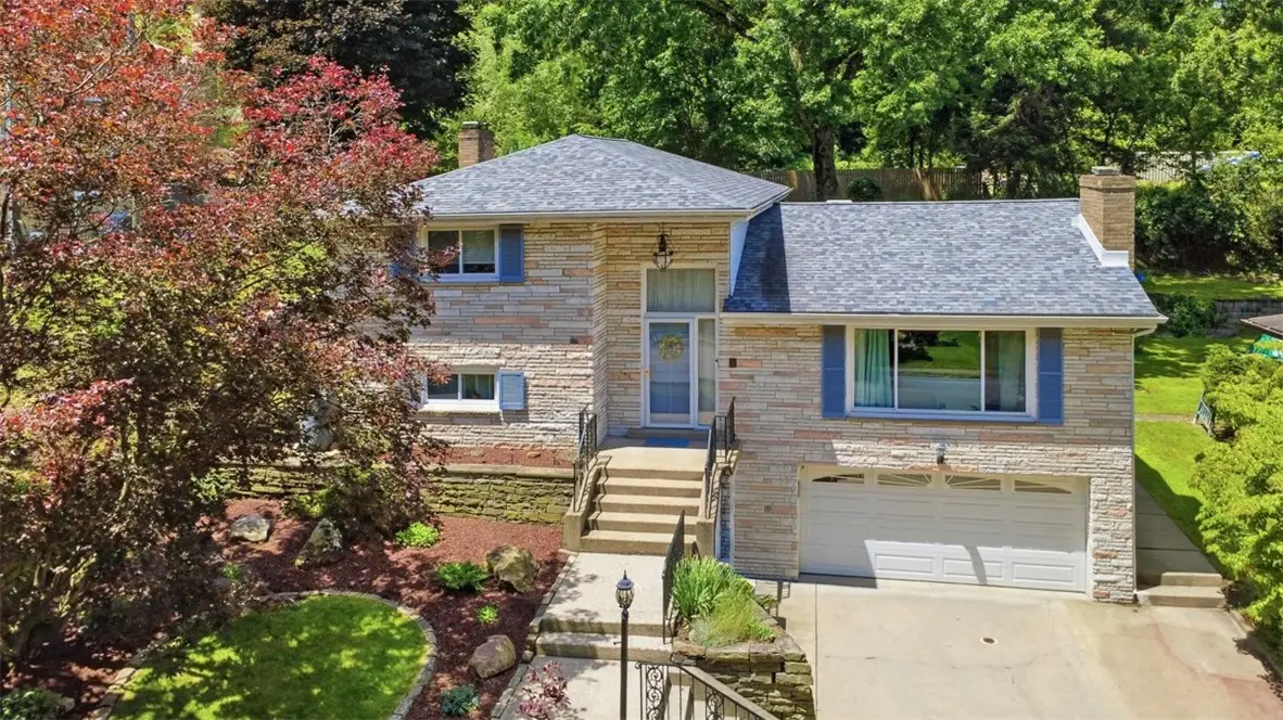 6725 Verona Rd, Verona, PA 15147 - #1