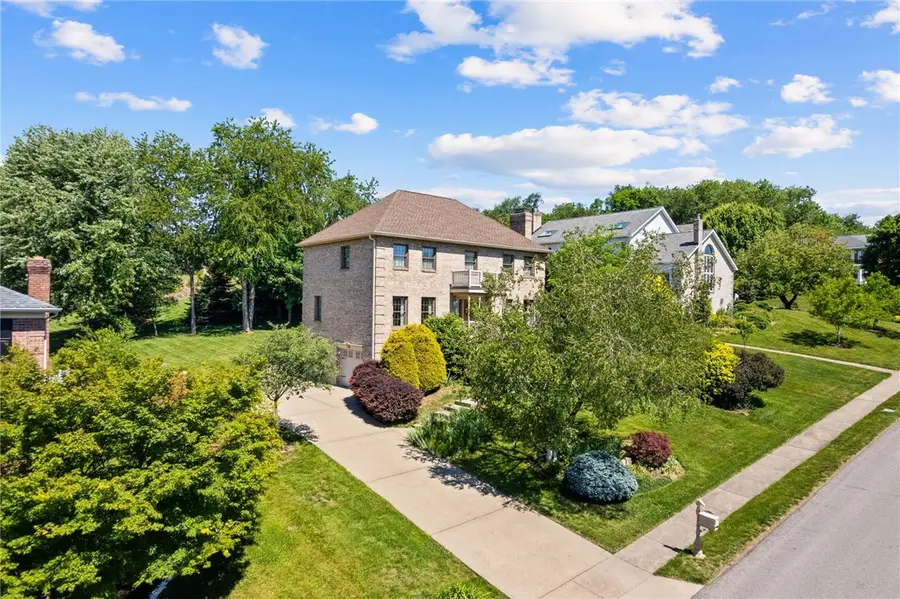 137 Field Club Dr., Robinson, PA 15136 - #3