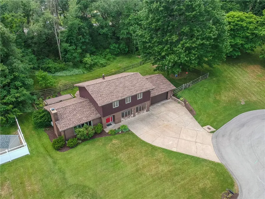 106 Colonial Way, Aliquippa, PA 15001 - #3