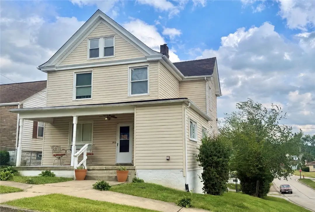 800 Ellsworth Ave, Jeannette, PA 15644 - #1