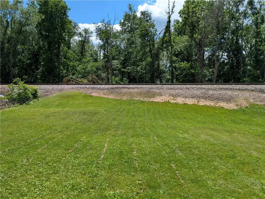 3506 Kings Hill Rd, Connellsville, PA 15425 - #3