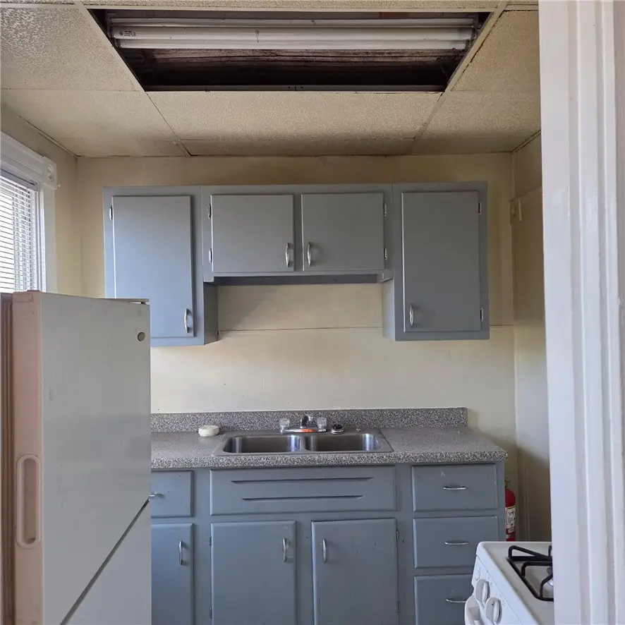 368 2nd St, Pitcairn, PA 15140 - #2