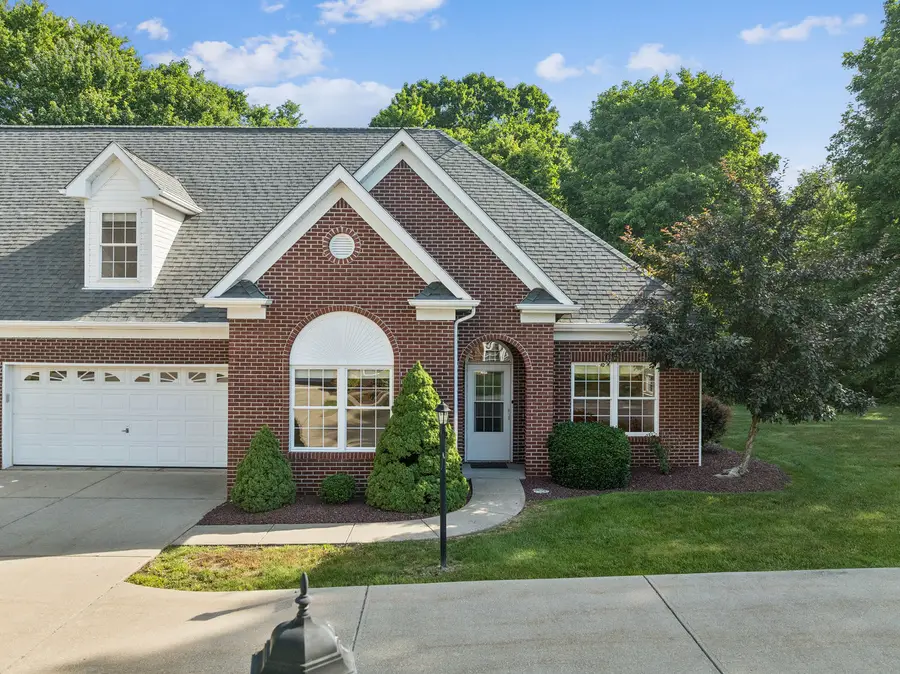 207 Maple Court, Aliquippa, PA 15001 - #3